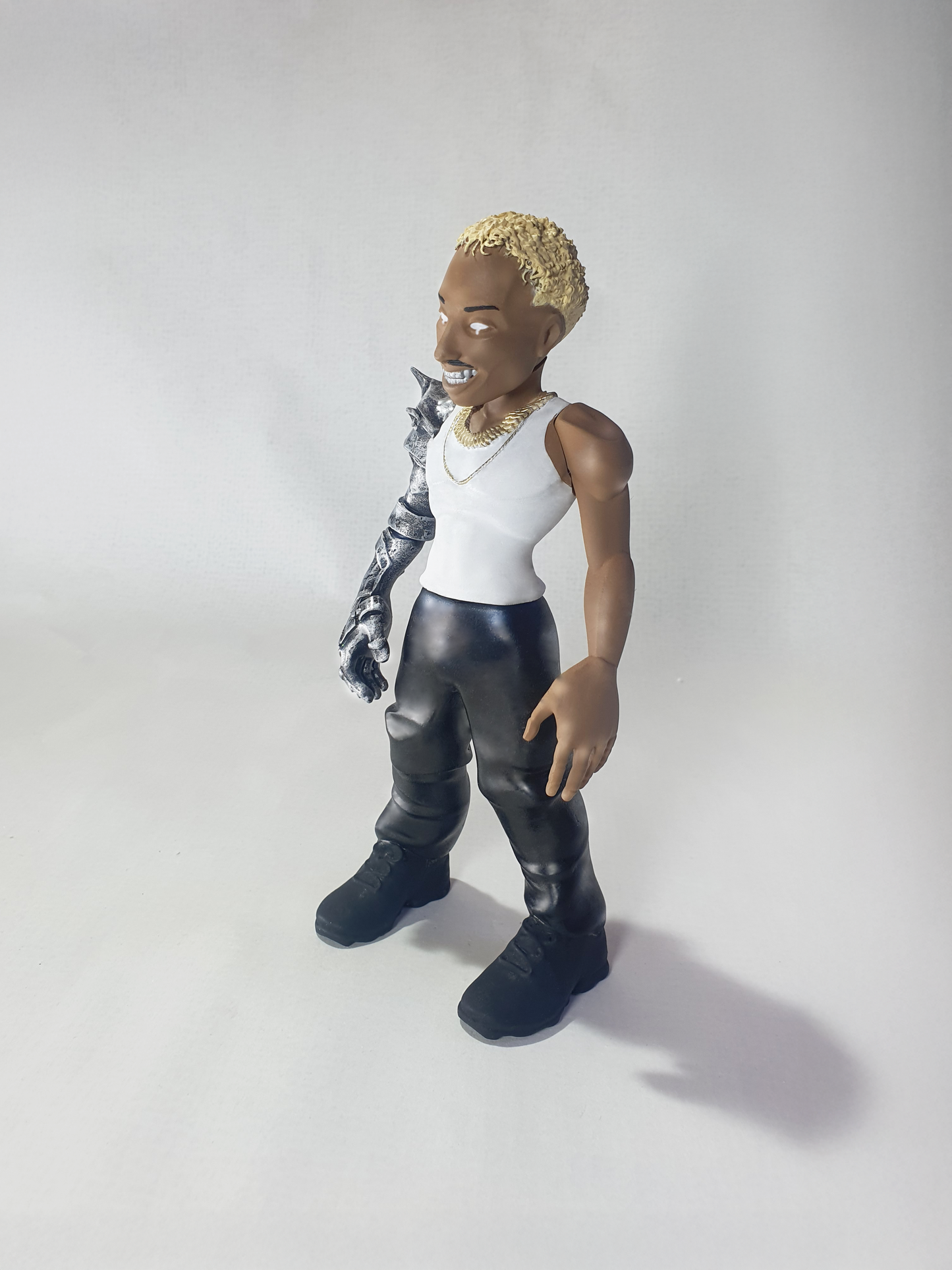 .Raw Z Toy Laylow (LiloStudio)